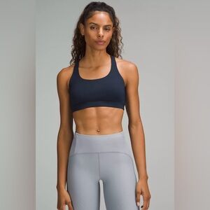 Lululemon Energy Bra Medium Support, B-D Cups Size 8 in Black